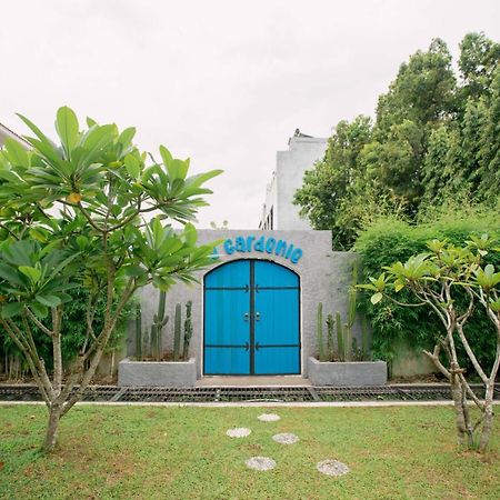 Lpp Garden Hotel Maguwo Exterior photo